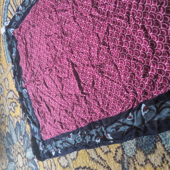 NWT beautiful talbots scarf - Picture 2 of 4
